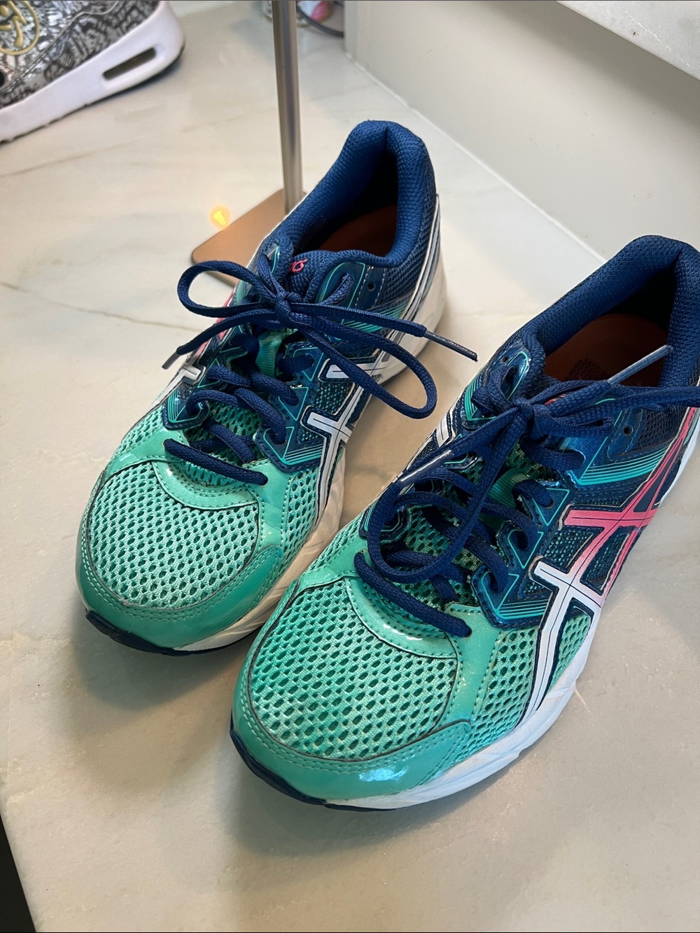 Asics Teal and Navy Women's Running Shoes with Pink Accento sz 7